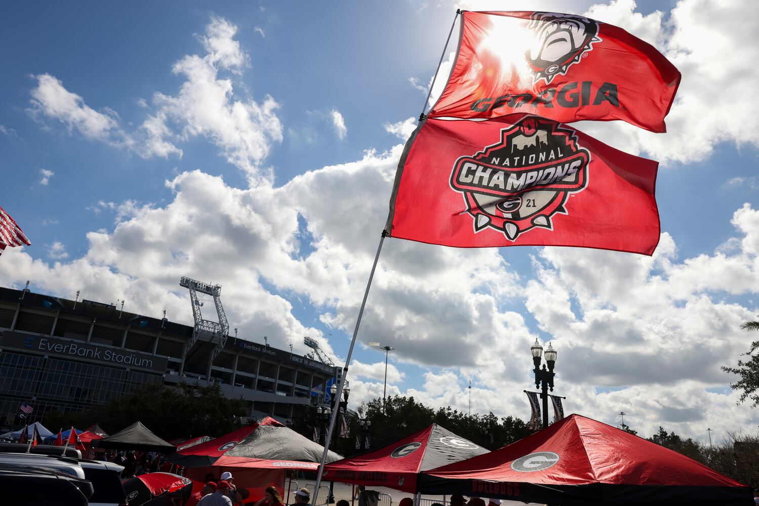 102923 bulldogs photo