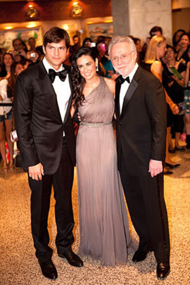 Celebs turn out for Obama at White House Correspondents Dinner