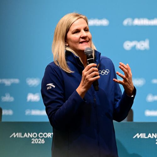 IOC President Kirsty Coventry speaks to volunteers, ahead of the 2026 Winter Olympics, in Milan, Italy, Thursday, Jan. 29, 2026. (Daniele Mascolo/Pool Photo via AP)