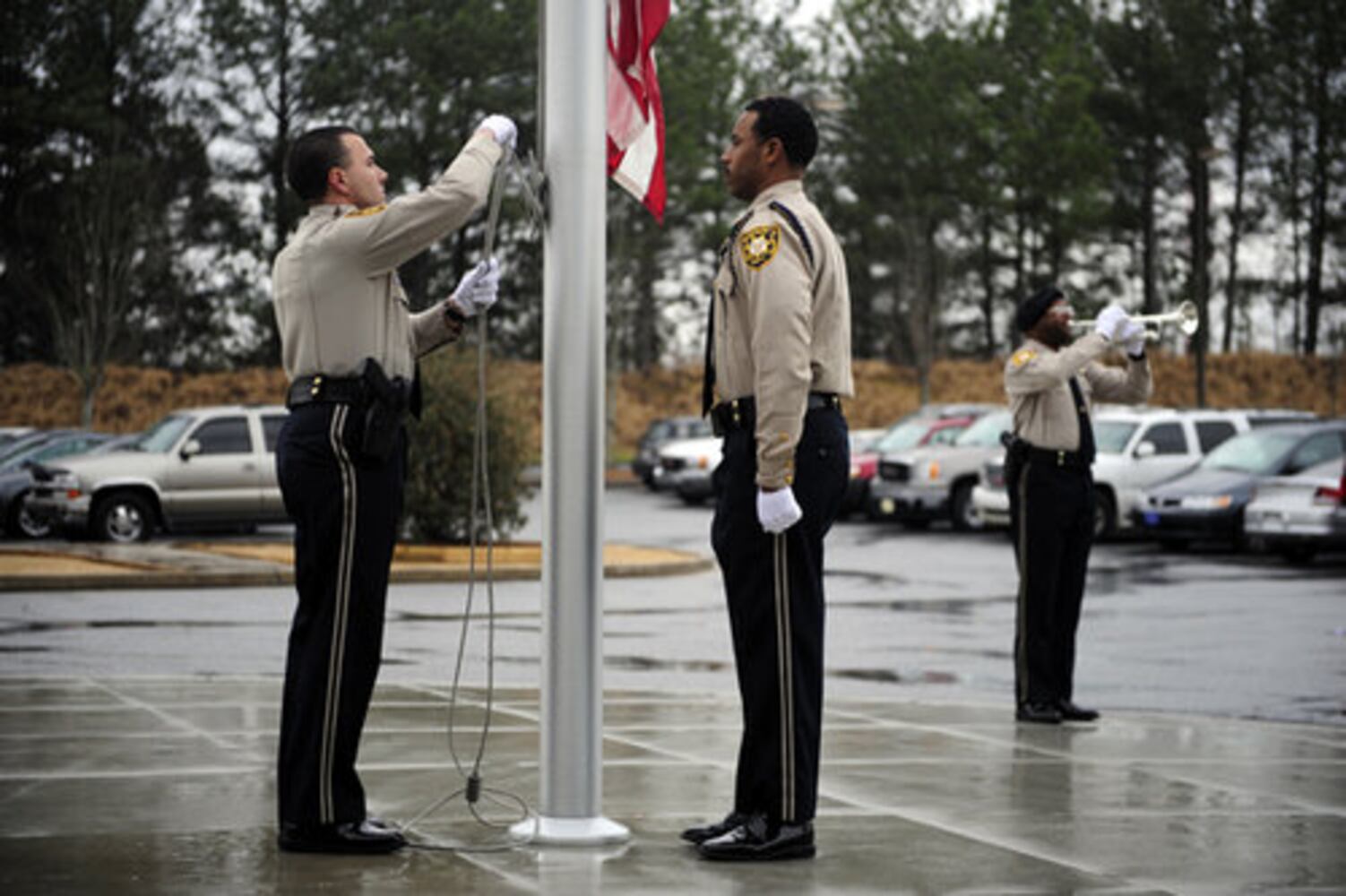 Memorial honors slain deputy