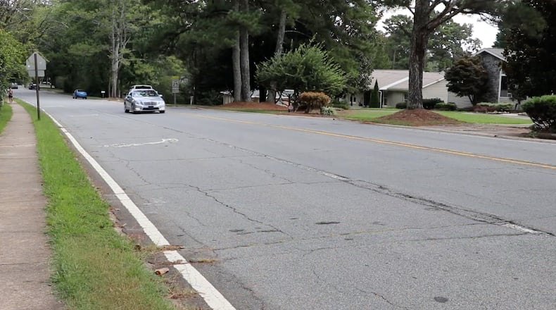 A section of Mt. Vernon Road in Dunwoody does not have a sidewalk, which the city plans to add.