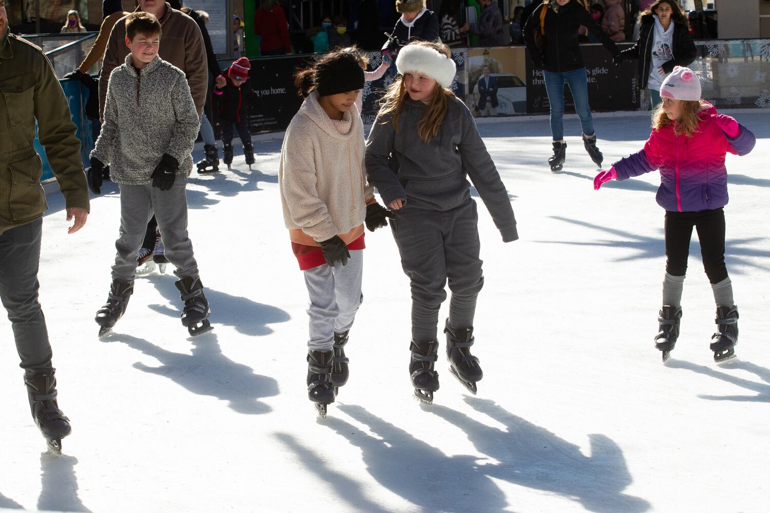 Avalon on Ice offers frozen fun in Alpharetta