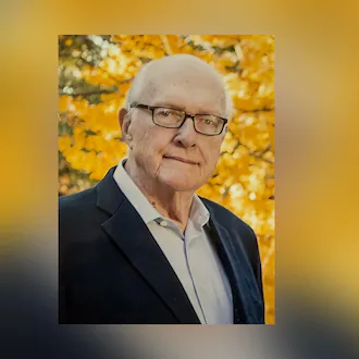 Barry Dexter Lynch rose from a poor rural Mississippi upbringing to become a successful sales- and businessman, as well as an early computer programmer. (Courtesy of the Lynch Family)