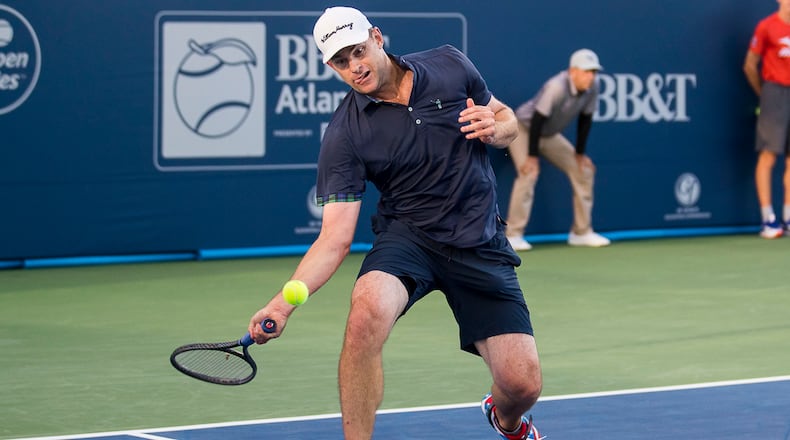Andy Roddick, the world's top-ranked player in 2003, defeated Ginepri in Monday's first set 6-1. (Alyssa Pointer/alyssa.pointer@ajc.com)