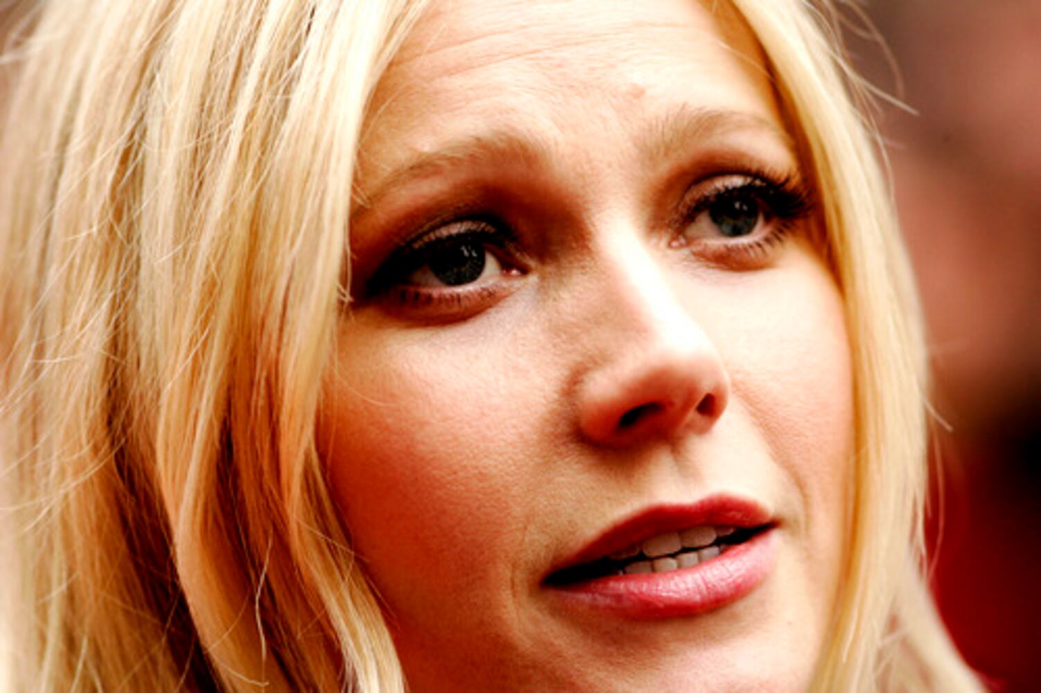Celebs deal with unwanted admirers