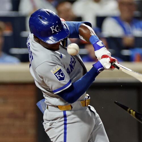 Kansas City Royals' Tyler Tolbert breaks his bat on a foul ball during the fifth inning of a baseball game against the New York Mets, Tuesday, July 7, 2026, in New York. (AP Photo/Adam Hunger)