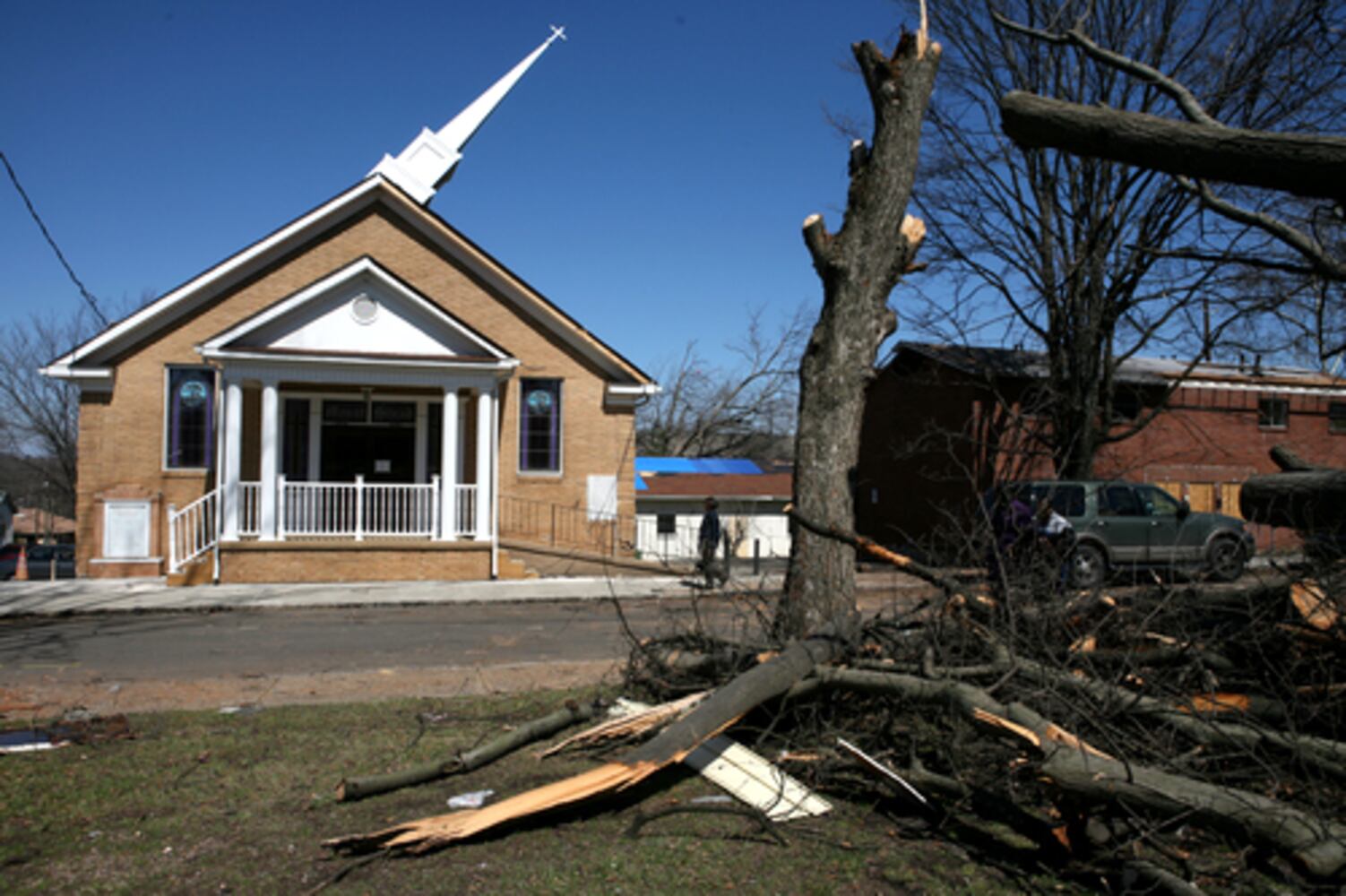 Tornado damages Vine City