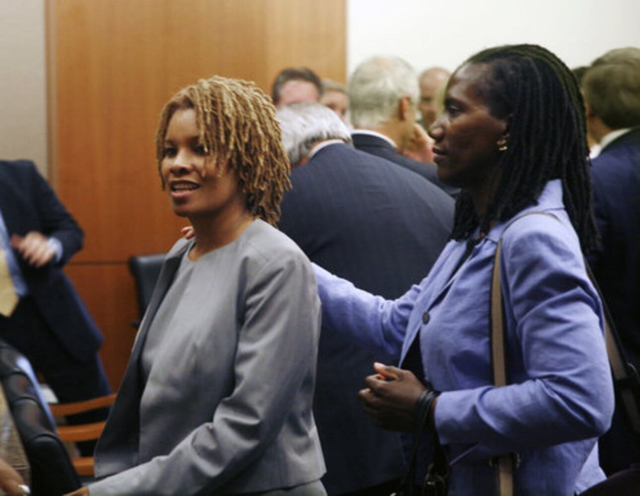 Jury clears Victoria Osteen in assault case
