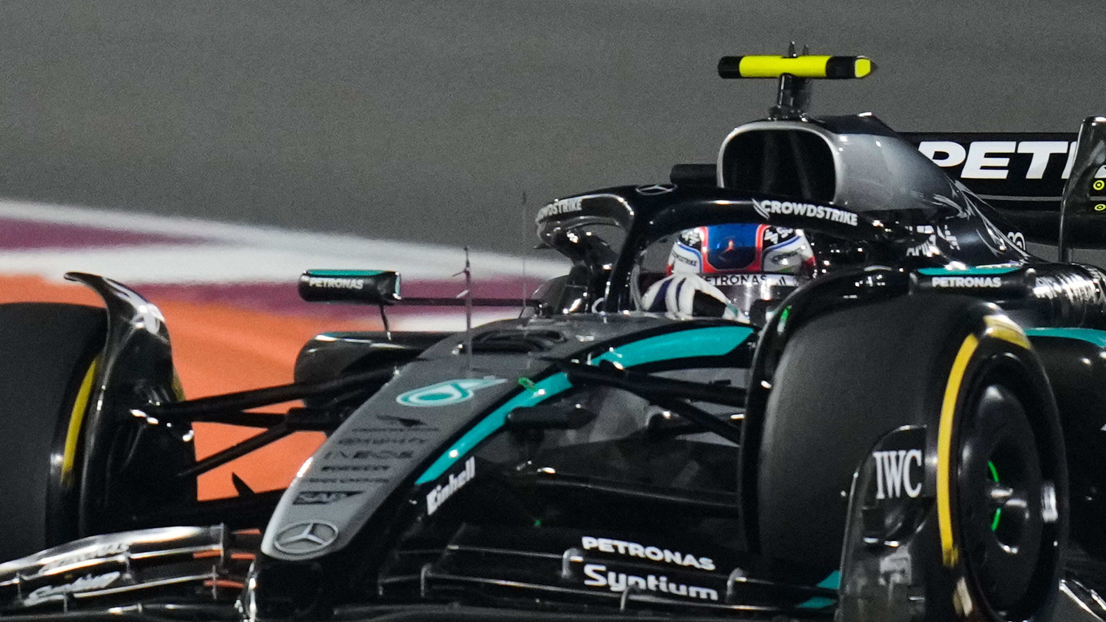 Mercedes driver Andrea Kimi Antonelli of Italy steers his car during the Qatar Formula One Grand Prix, at the Lusail International Circuit, in Lusail, Qatar, Sunday, Nov. 30, 2025. (AP Photo/Darko Bandic)