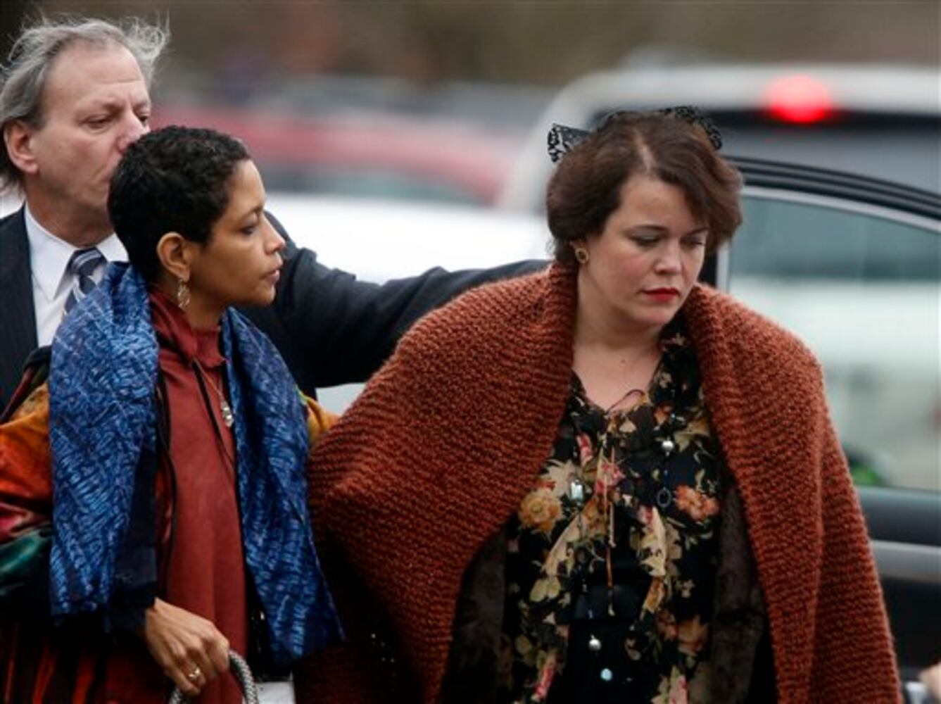 Newtown holds the first funerals for the victims