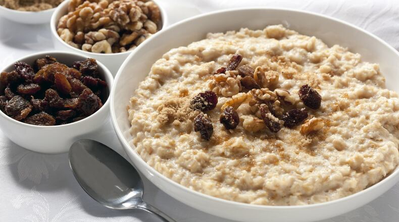 Nearly everyone agreed that oranges, apples, oatmeal and chicken could safely be described as healthy, and also agreed that chocolate chip cookies, bacon, white bread and soda could not.