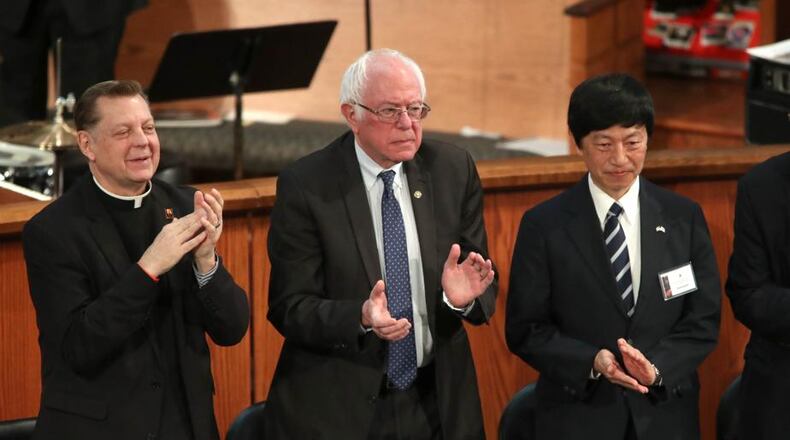 Bernie Sanders at Atlanta's MLK tribute. Ajc photo.