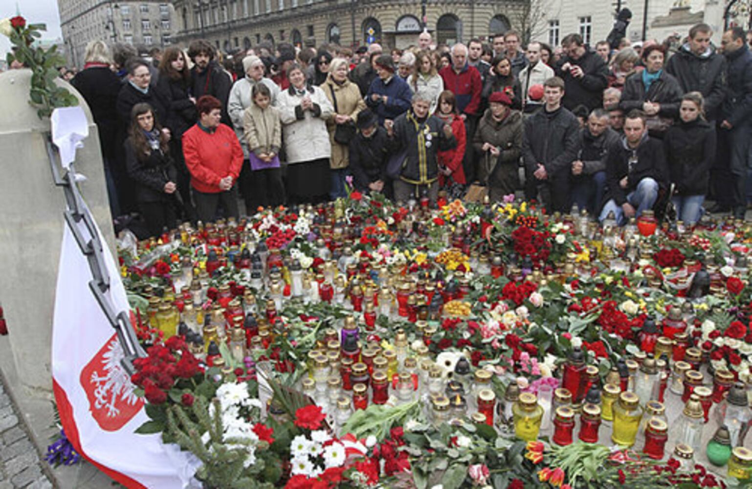 Poland's president dead