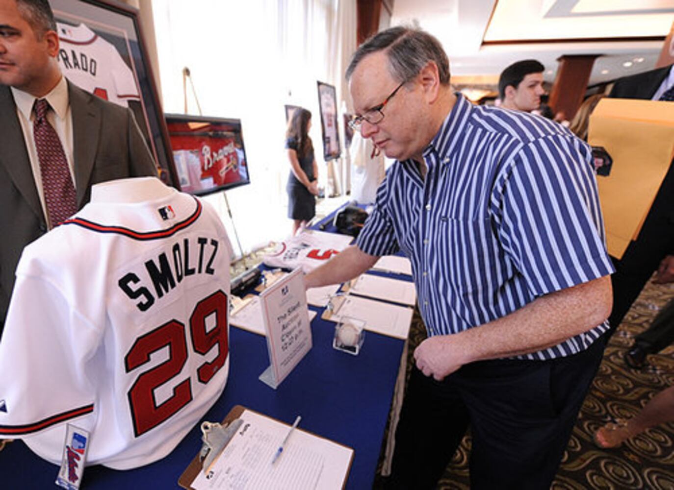 John Smoltz inducted into Braves Hall of Fame