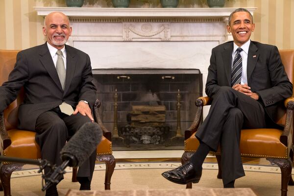 President Barack Obama, right, meets with Afghan President Ashraf Ghani in the Oval Office of the White House, Tuesday, March 24, 2015, in Washington. (AP Photo/Jacquelyn Martin)