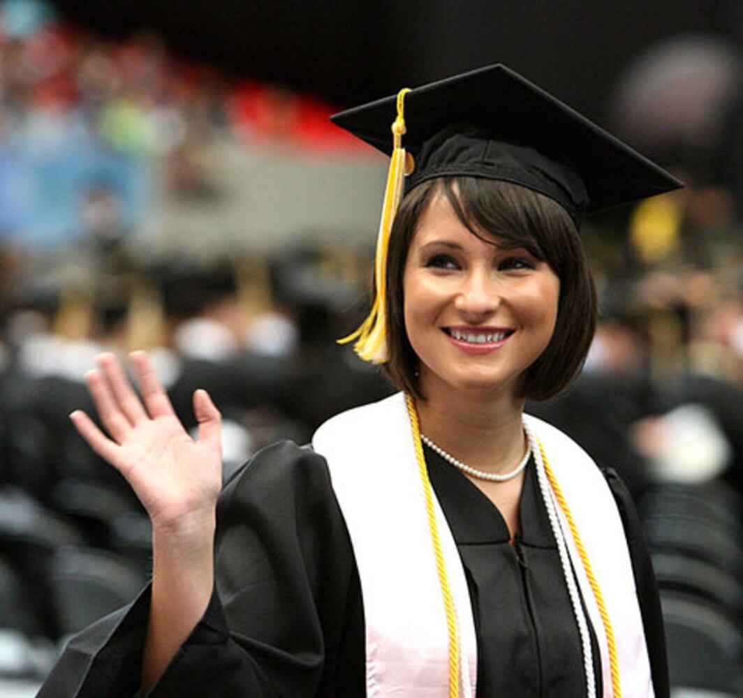 Georgia Tech graduates 2,500 students
