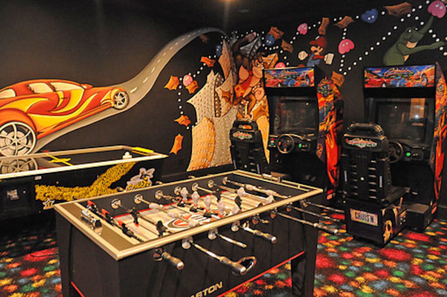 Former NBA star reveals elegant estate