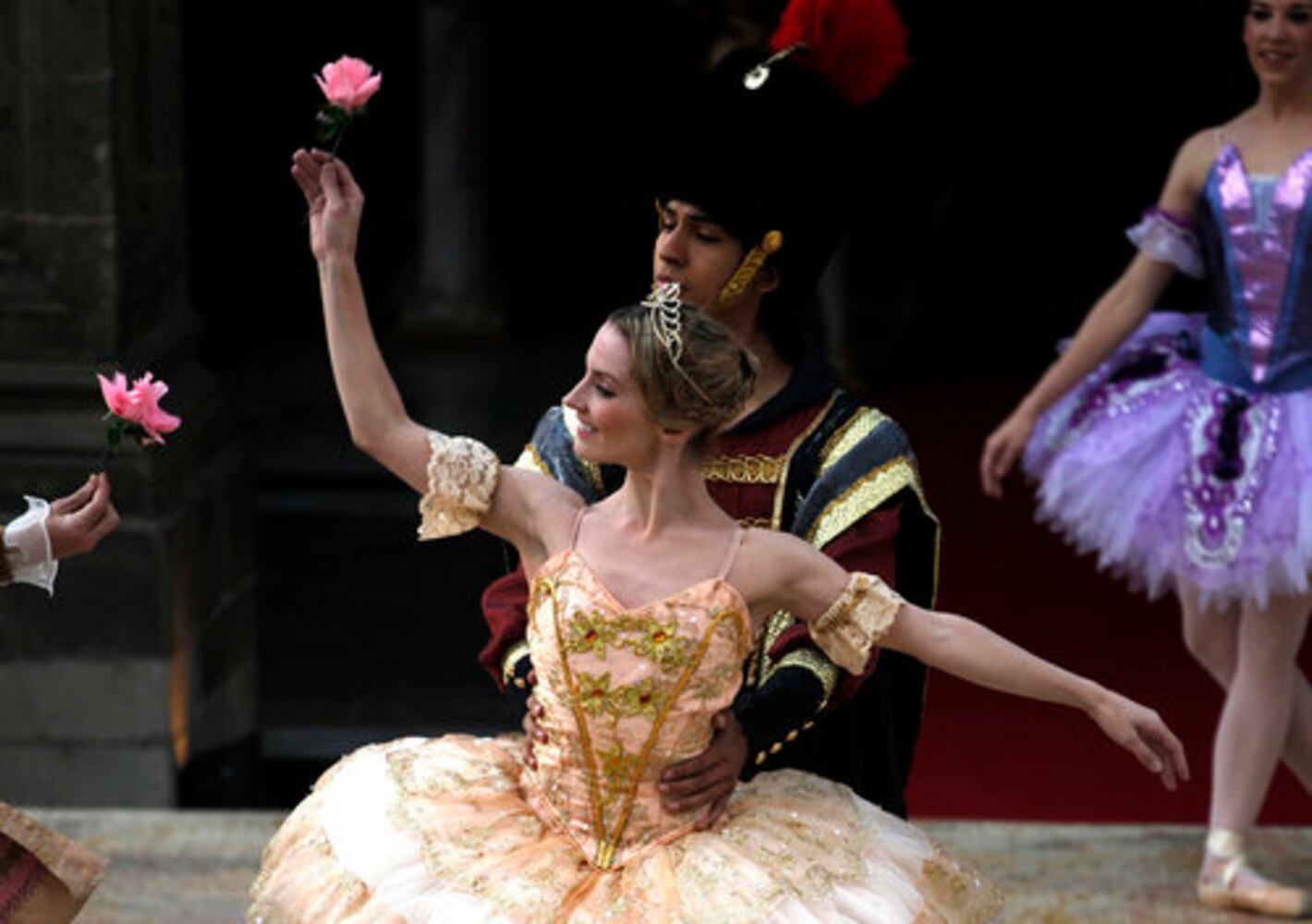 Mexico's National Dance Company