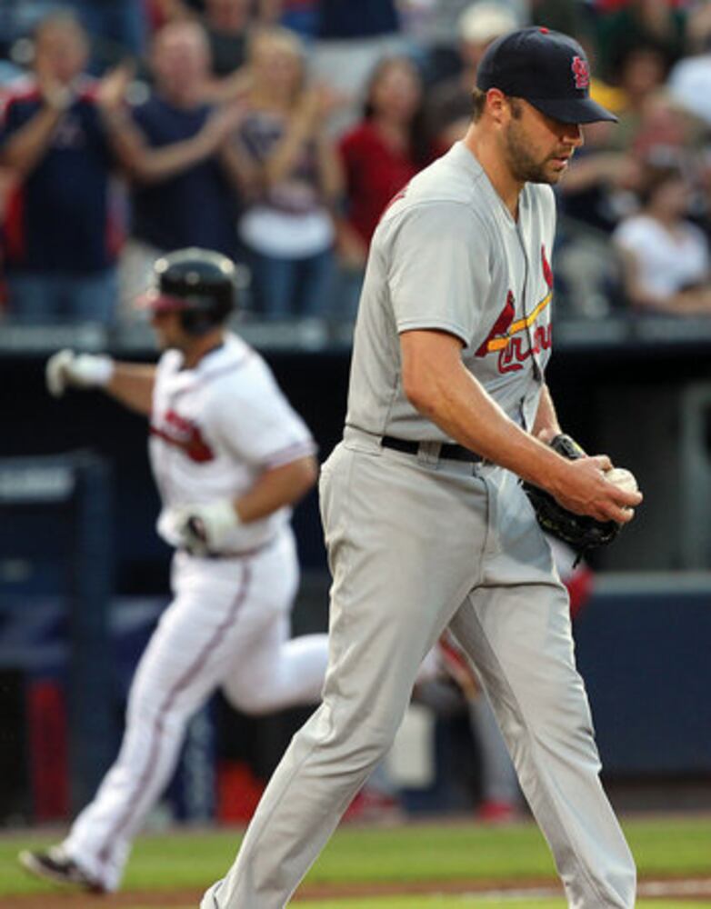 Braves snap 8-game losing streak