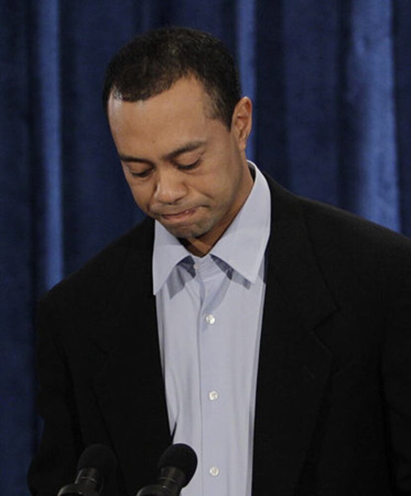Tiger Woods issues apology for infidelity