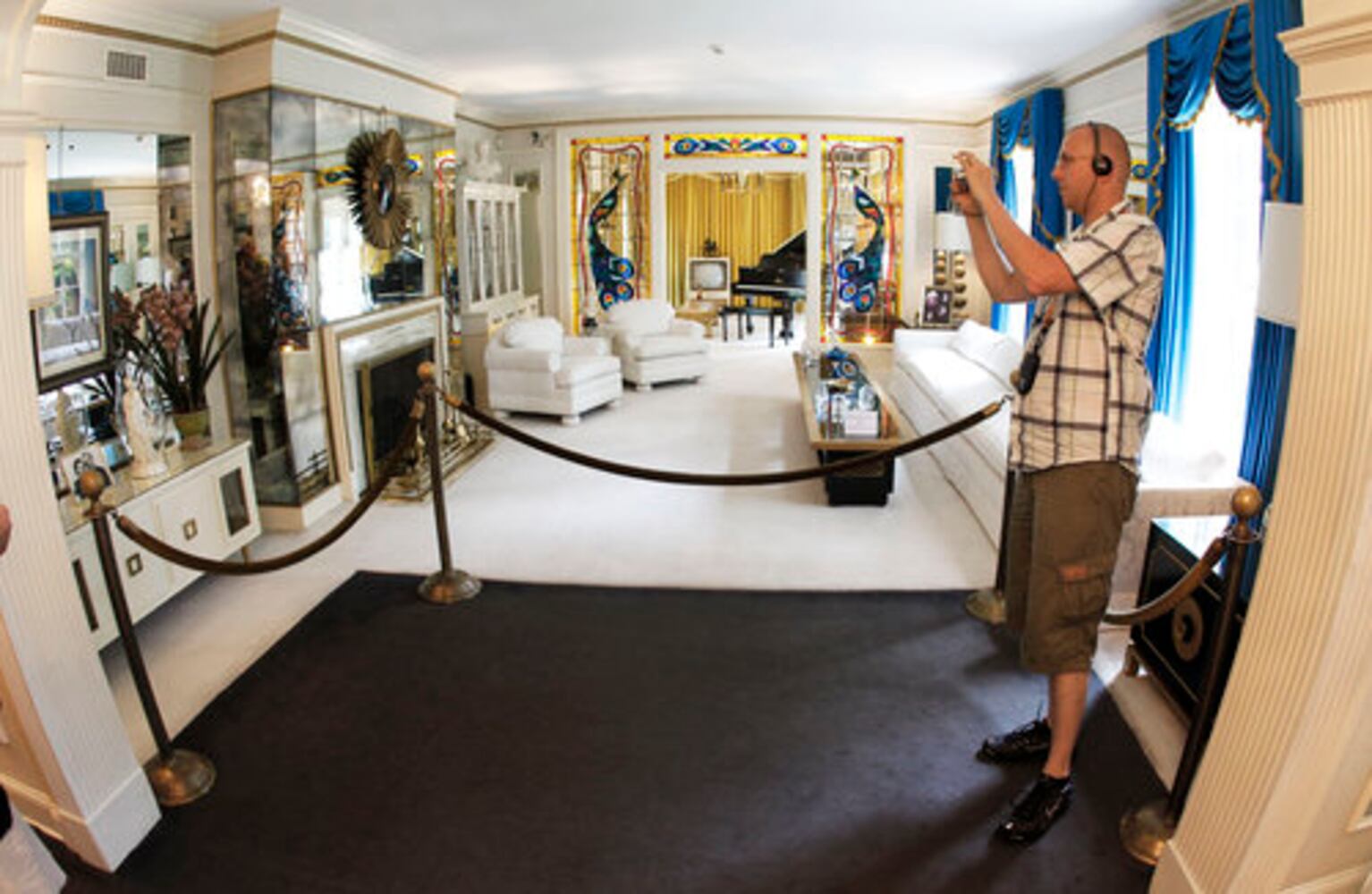 Graceland celebrates 30th anniversary
