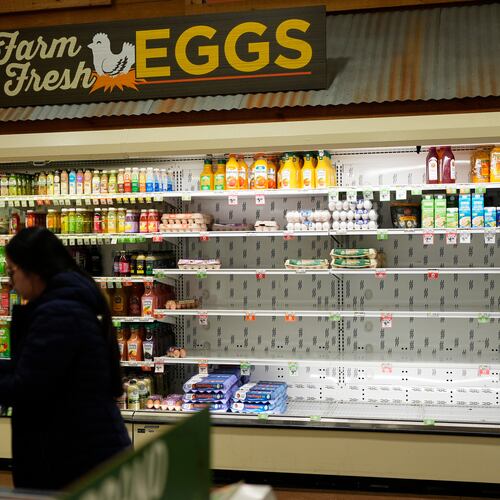 A shopper buys groceries Wednesday, Jan. 21, 2026, in Nashville, Tenn., ahead of a winter storm expected to hit the state over the weekend. (AP Photo/George Walker IV)