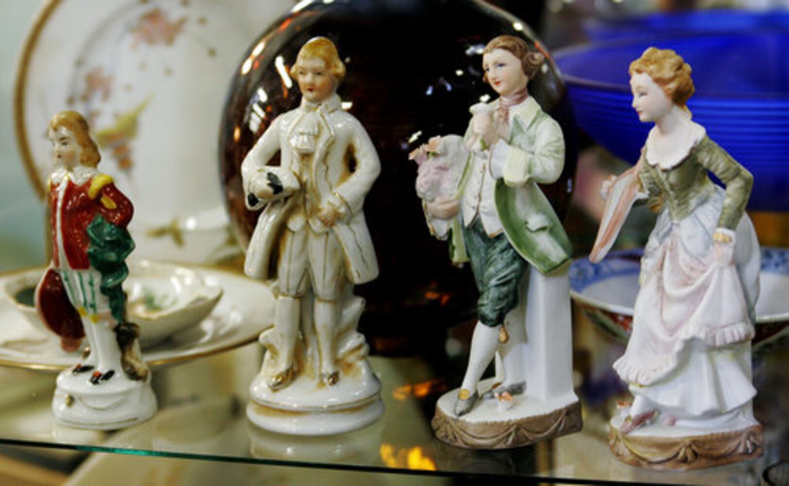 Lakewood Antiques Market is back!