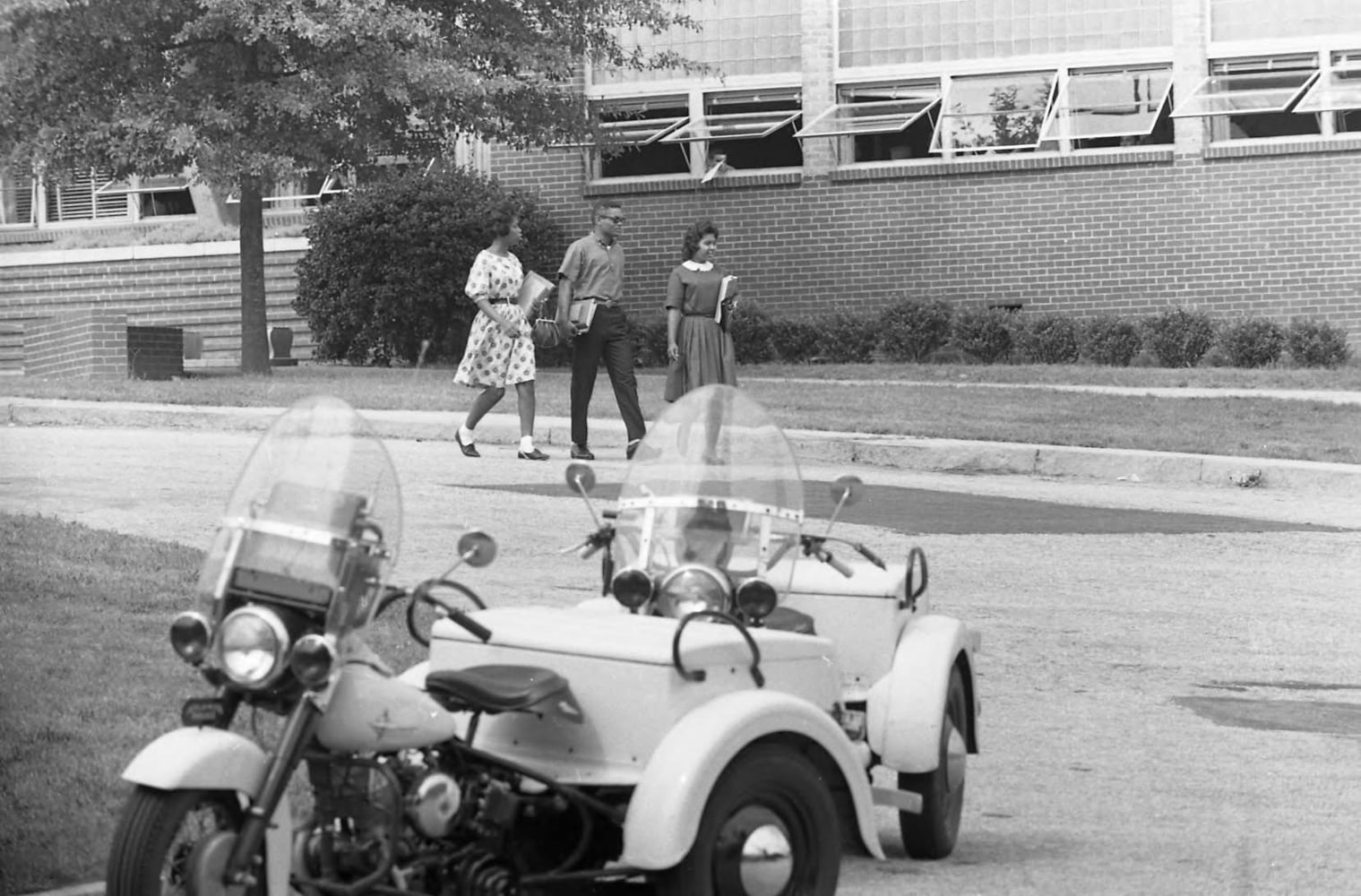 Georgia high school racially integrates