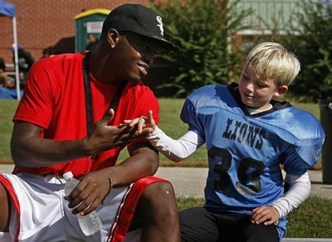 Ogletree Twins: About the AJC Photos