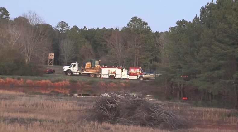 A 72-year-old Toccoa man was killed Monday when a plane crashed into a wooded area in Jasper County, authorities said.