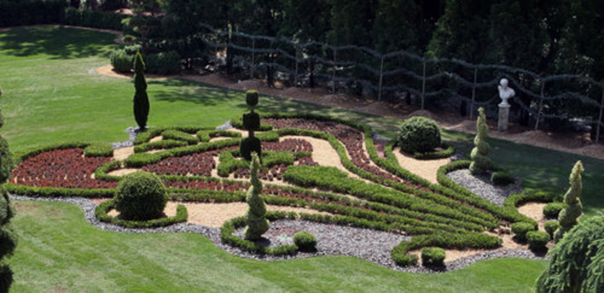 Gardens for Connoisseurs Tour
