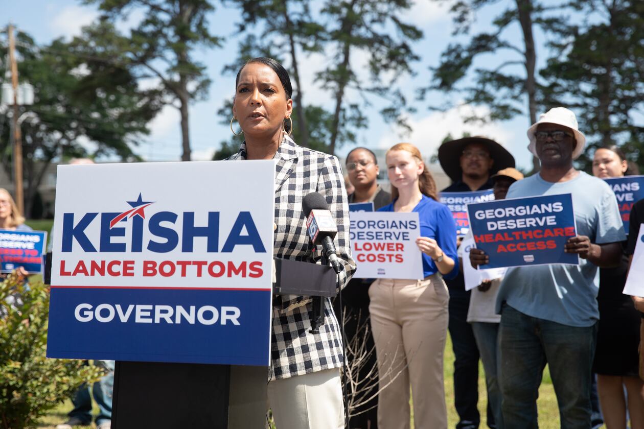 Former Atlanta mayor and Democratic nominee for governor Keisha Lance Bottoms campaigns outside of a shuttered rural hospital in Commerce, Georgia, on June 17, 2026. (Riley Bunch/AJC)