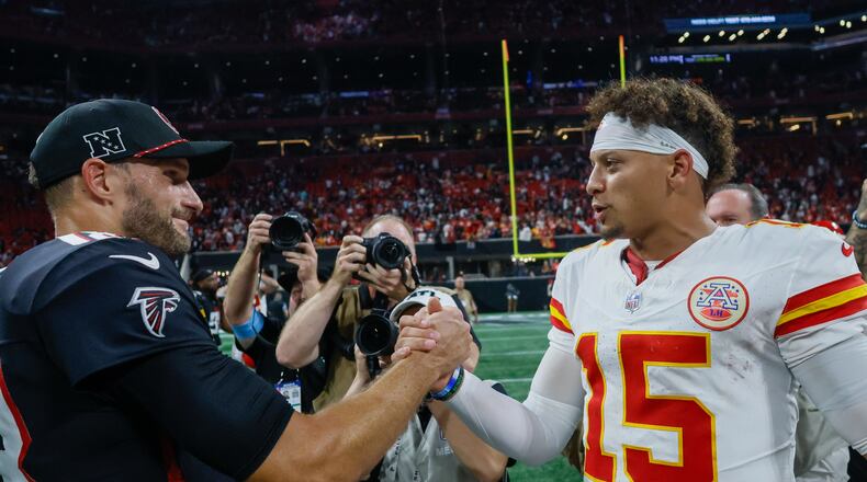 Atlanta Falcons quarterback Kirk Cousins (18) shakes hands with Kansas City Chiefs quarterback Patrick Mahomes (15) after the game ended on Sunday, Sept. 22, 2024, at Mercedes-Benz Stadium in Atlanta. Kansas City Chief won won 22-17.
(Miguel Martinez/ AJC)