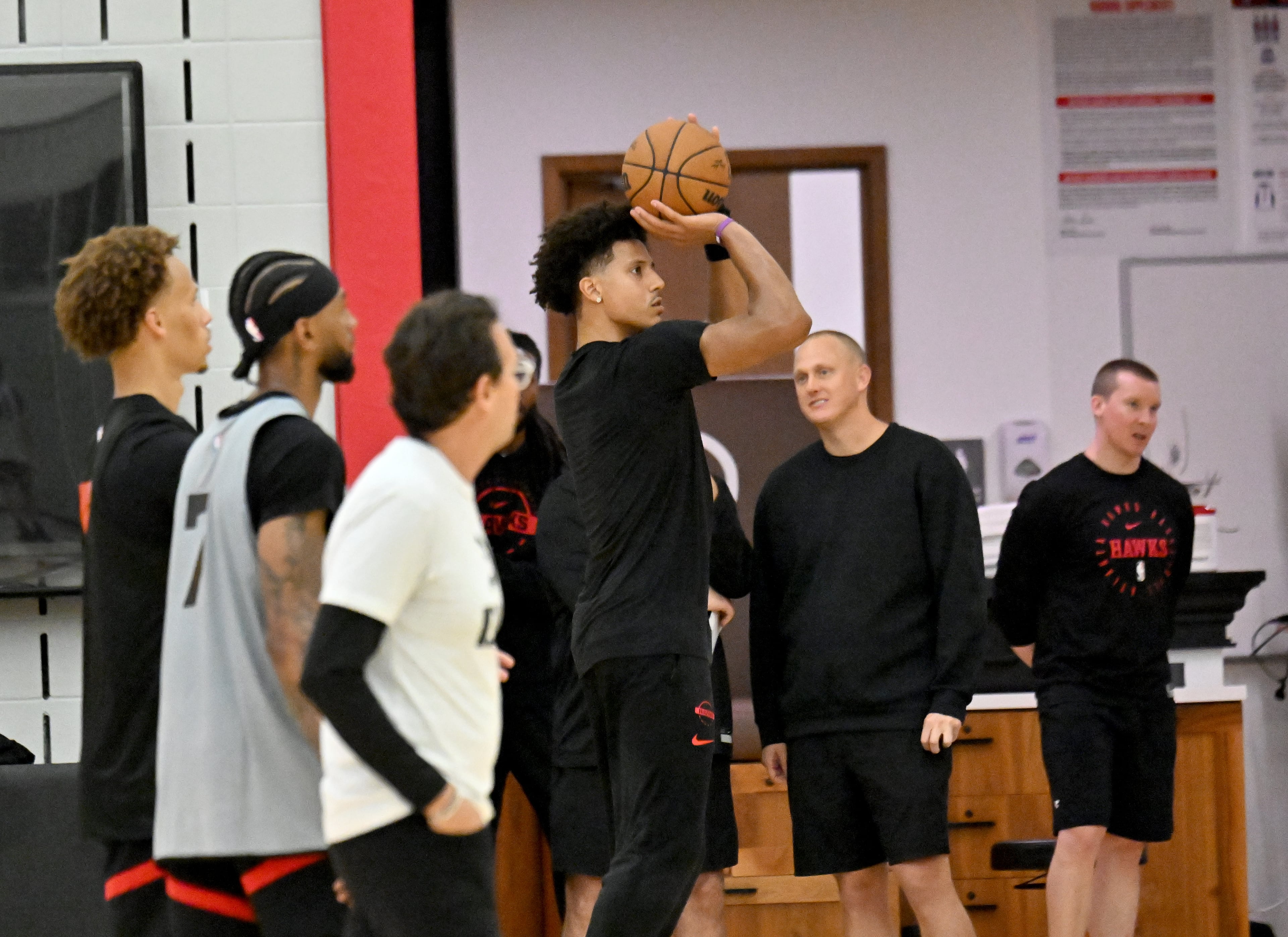Hawks forward Jalen Johnson lines up a shot during the first day of training camp at the Emory Sports Medicine Complex on Tuesday, Sept. 30, 2025, in Brookhaven. (Hyosub Shin/AJC)
