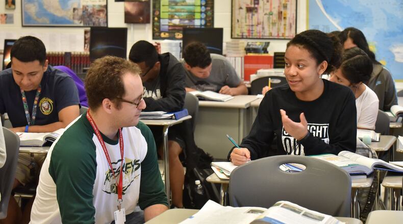 Students at schools such as DeKalb County’s Cross Keys High School are increasingly taking part in Georgia’s dual enrollment program. HYOSUB SHIN / HSHIN@AJC.COM 2016