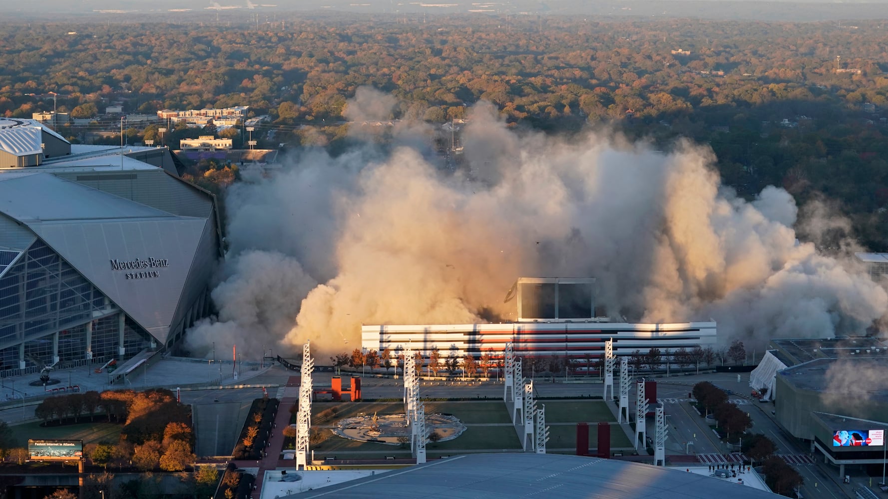 Georgia Dome implosion