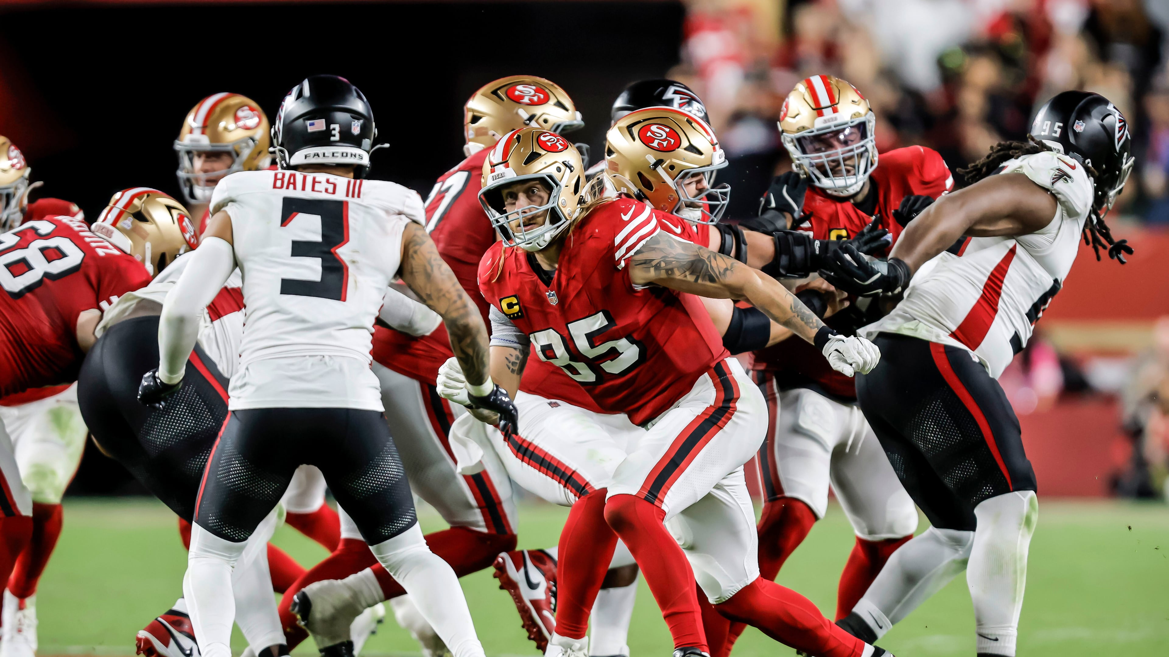 The 49ers piled up 174 yards on the ground last Sunday, and the Dolphins will no doubt try to exploit the run defense of Falcons yet again this week. (Carlos Avila Gonzalez/San Francisco Chronicle via AP)