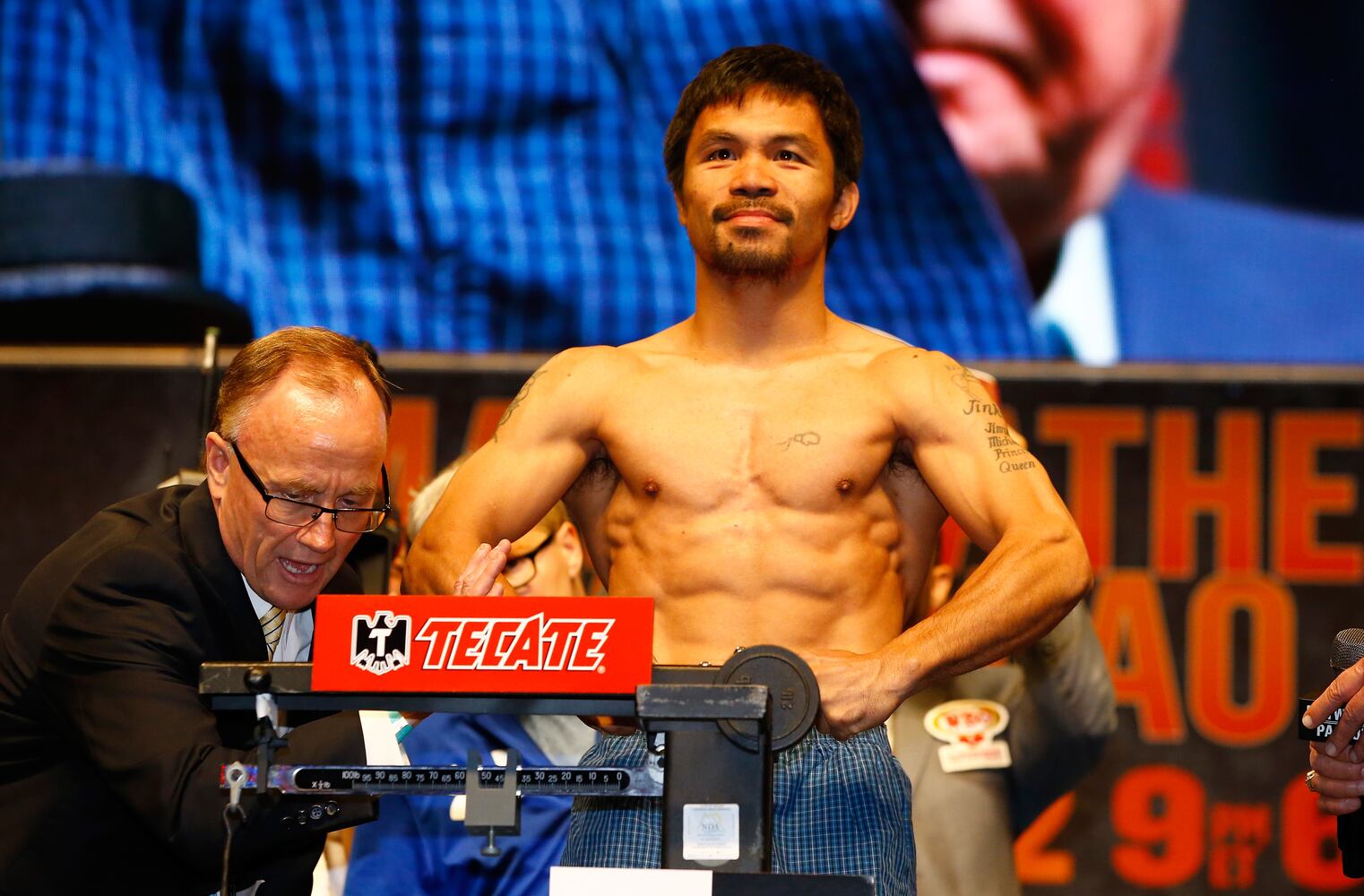 Mayweather Pacquiao weigh-in