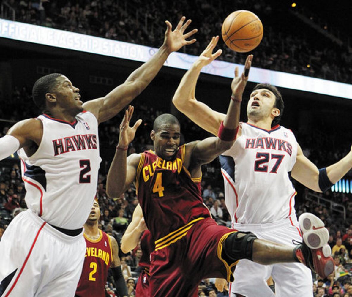 Hawks vs. Cavs 12-22-10