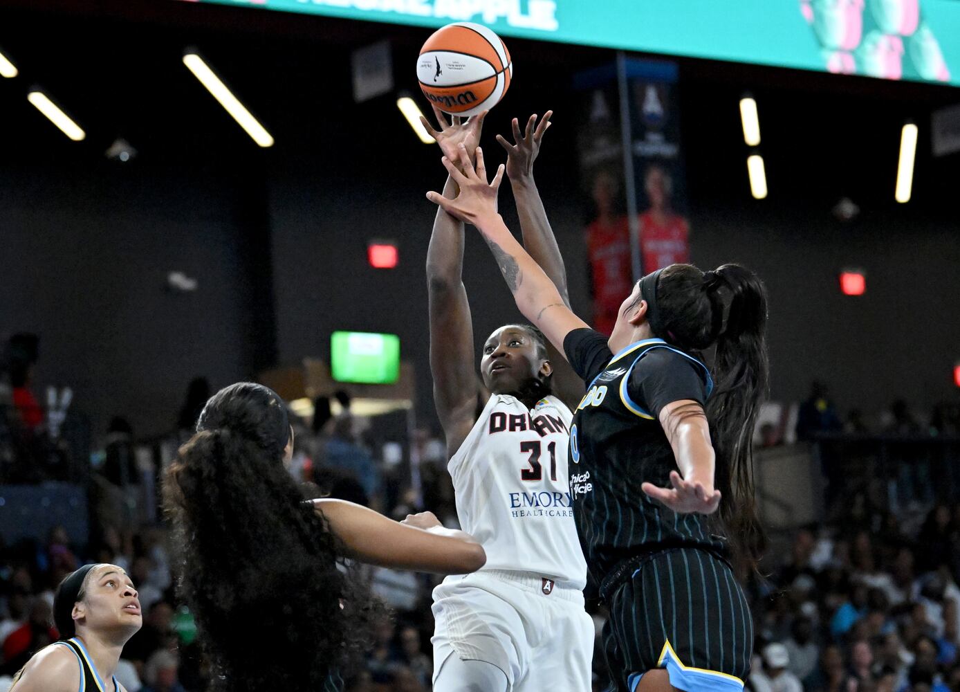 Atlanta Dream vs Chicago Sky
