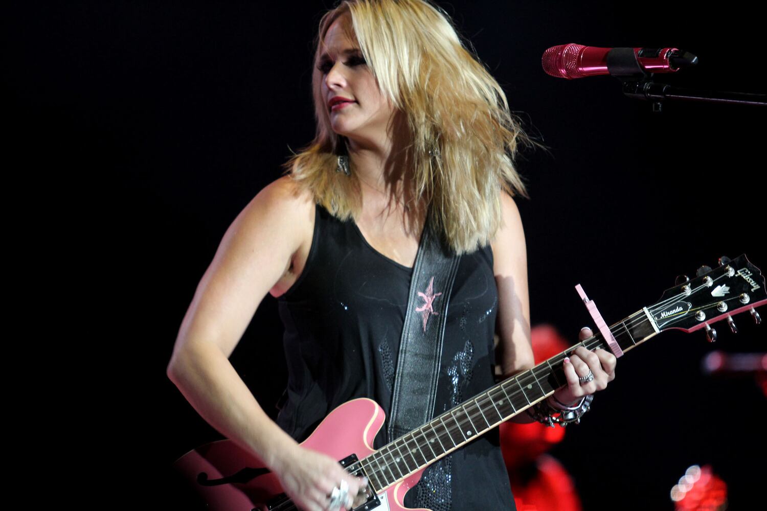 Country stars perform at Aaron's Amphitheatre at Lakewood