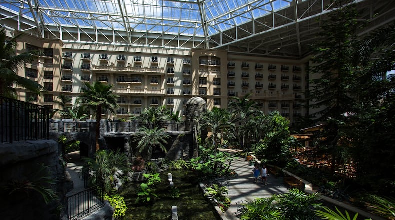 Gaylord Palms has more than 1,400 rooms and four-and-a-half acres under glass. (Patrick Connolly/Orlando Sentinel/TNS)