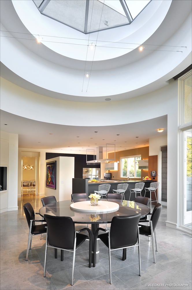 Home has 15-car garage, 'NBA-quality' basketball court