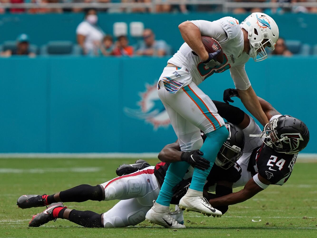 Falcons Dolphins Football