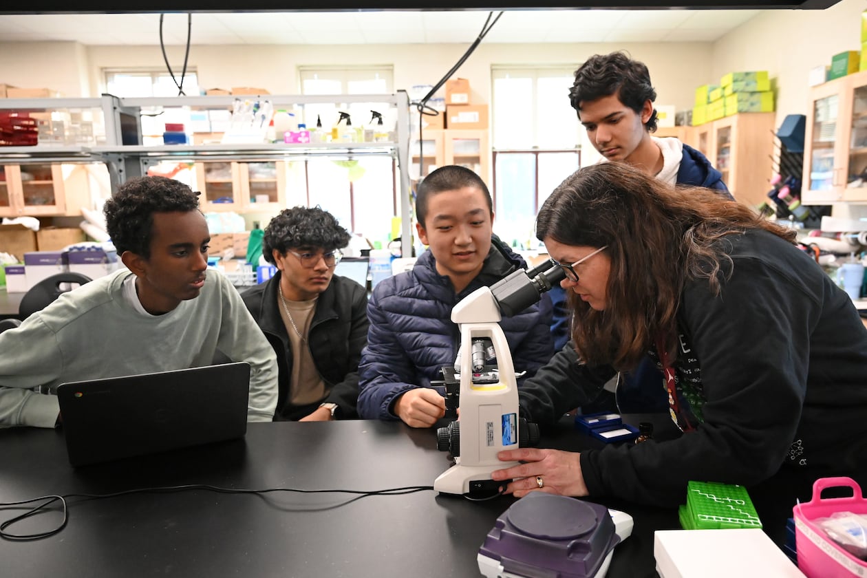Kate Sharer, Biotechnology Teacher and iGEM Advisor, instructs her students at Lambert High School in Forsyth County in December 2024. Forsyth County Schools had the highest average ACT composite score of any district in Georgia for the graduating class of 2025. (Hyosub Shin/AJC)