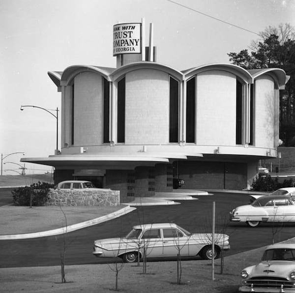 Renowned architect Henri Jova designed the Trust Company Bank Branch at 2160 Monroe Dr. NE. It was built in the early 1960s. (Credit: American Institute of Architects)