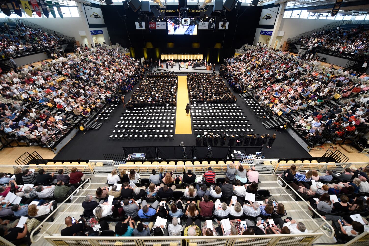 Kennesaw State graduates the Class of 2017