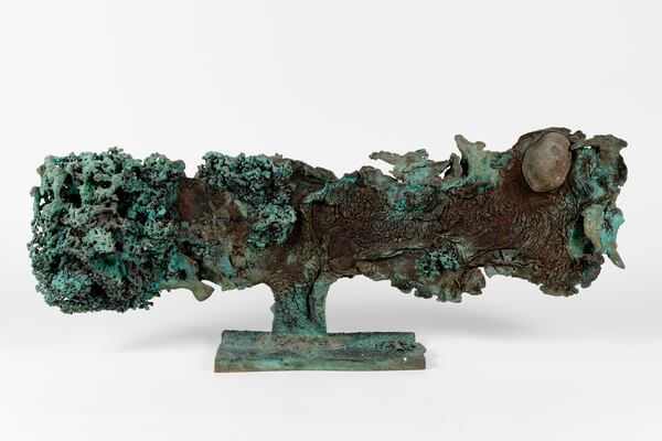 Harry Bertoia (1915-1978); Untitled, 1966; bronze and stone; The Ossabaw Island Foundation; © 2025 Estate of Harry Bertoia/Artists Rights Society (ARS), New York (Courtesy of Telfair Museums)