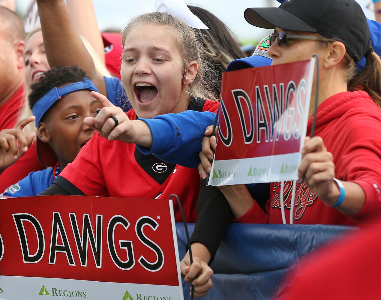Photos: The scene at the Georgia-Florida game