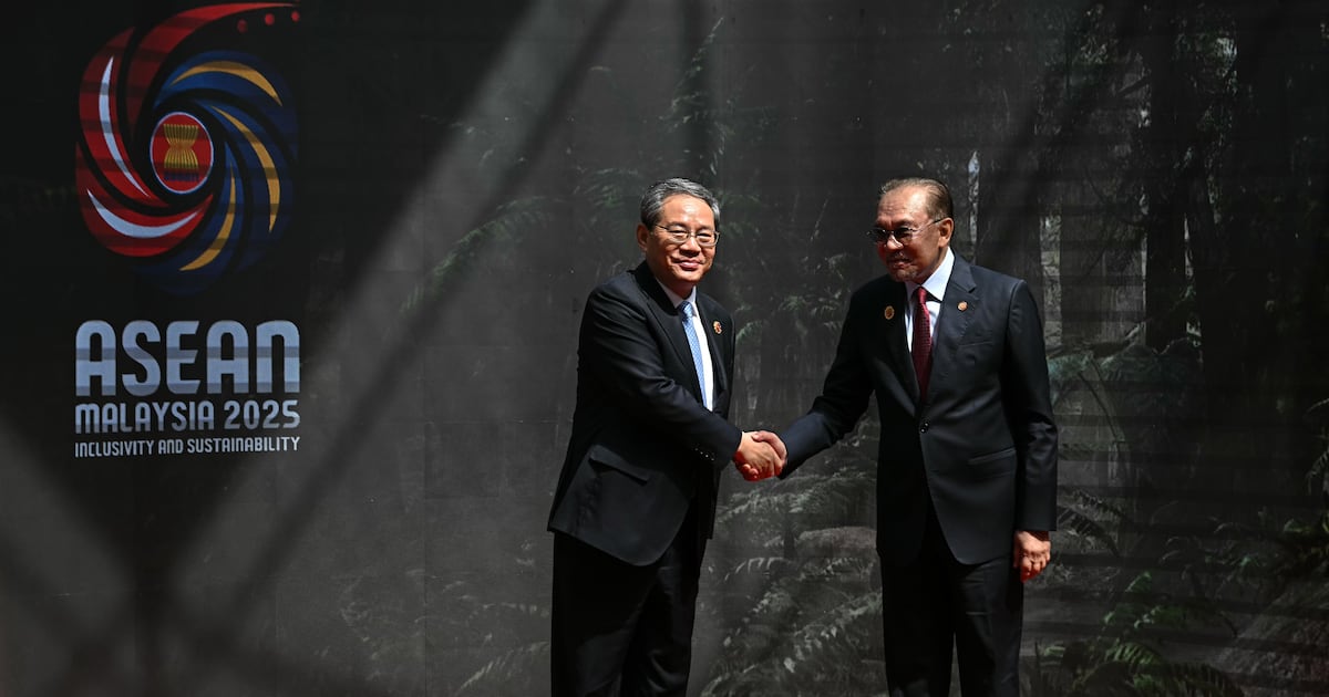 China pitches itself as alternate to US protectionism after signing expanded ASEAN free trade pact